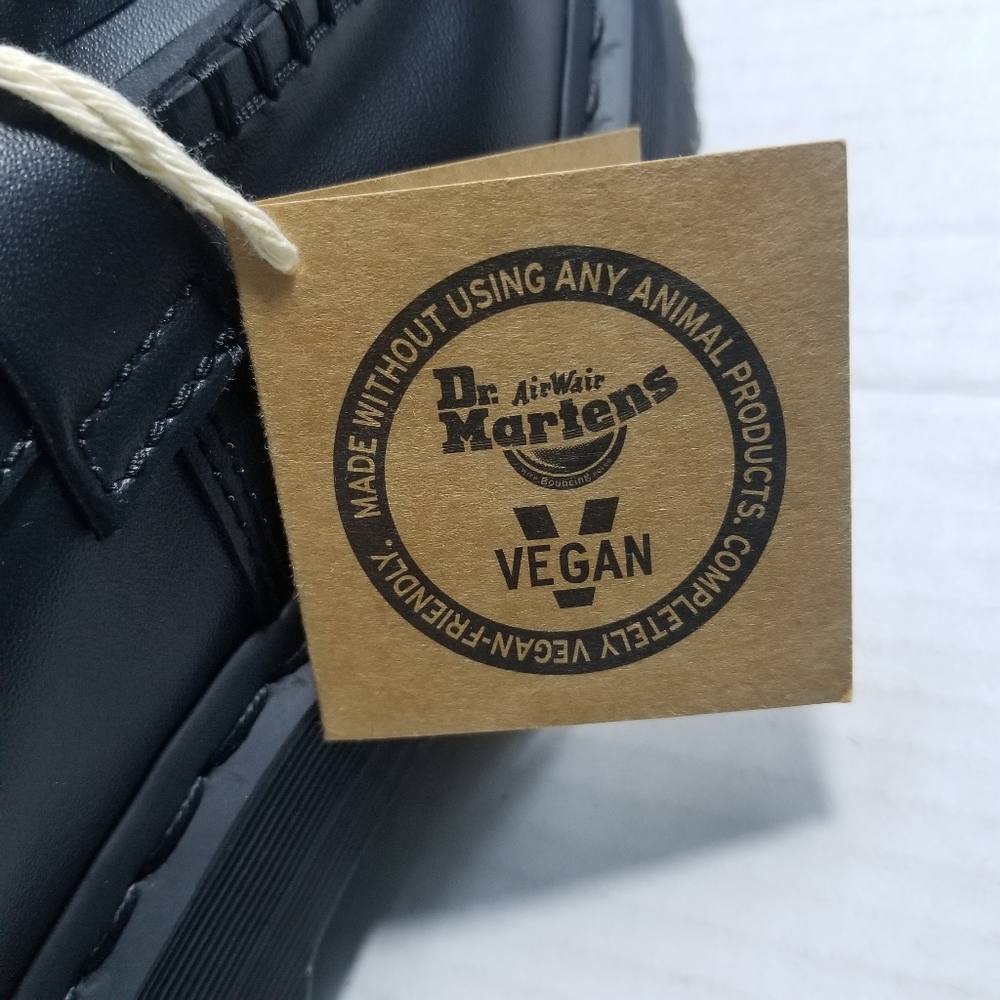 NWT DR MARTENS WOMEN'S ADRIAN QUAD MONO BLACK SIZE 6 - Picture 4 of 16